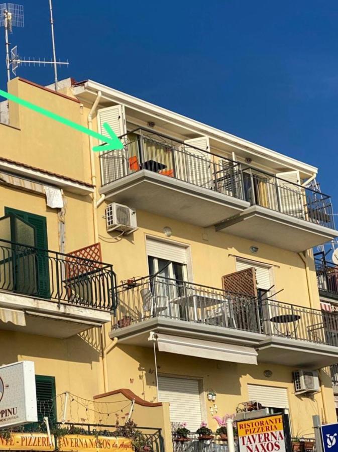 La Mansarda Apartment Giardini Naxos Exterior foto