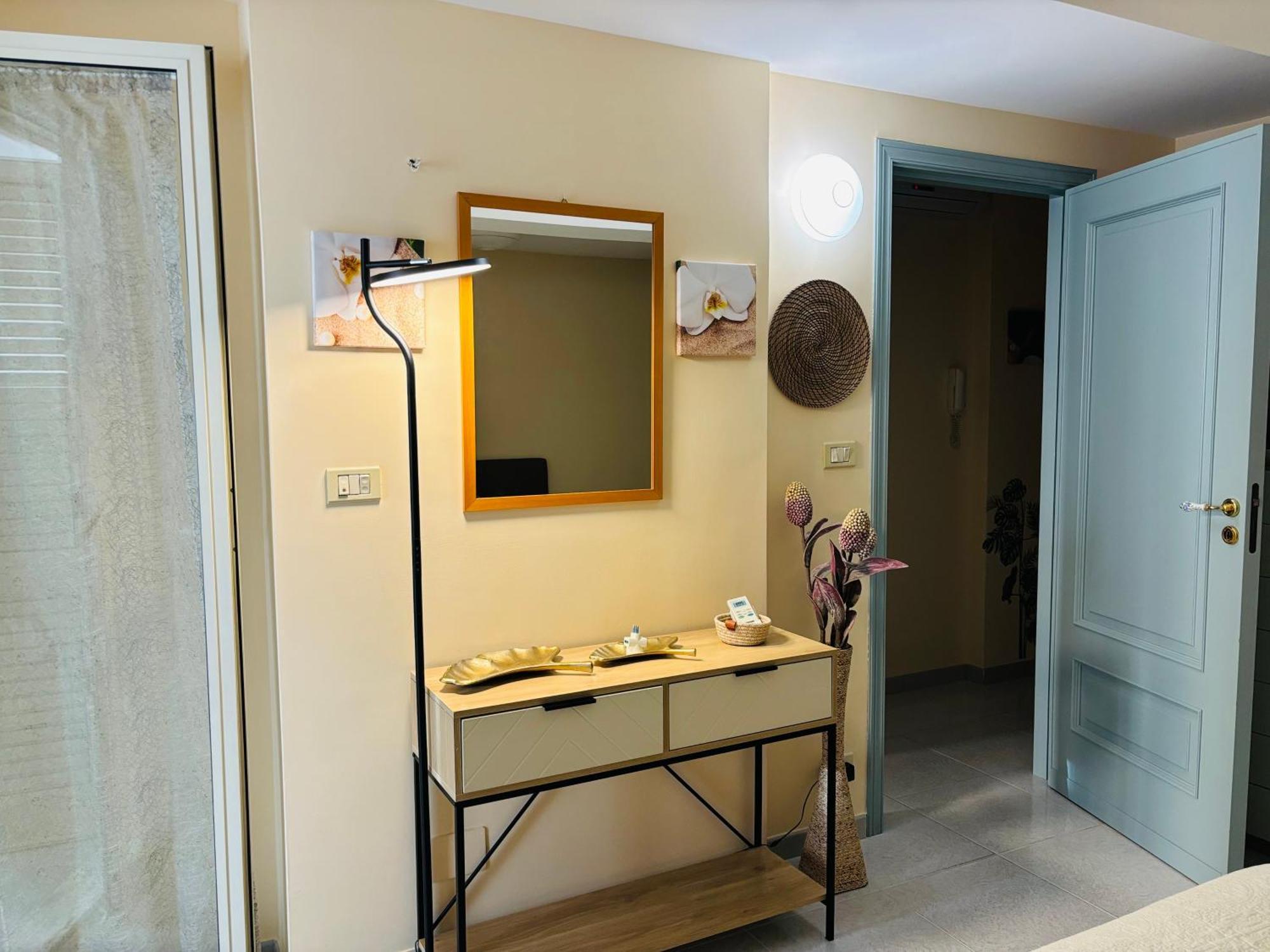 La Mansarda Apartment Giardini Naxos Exterior foto